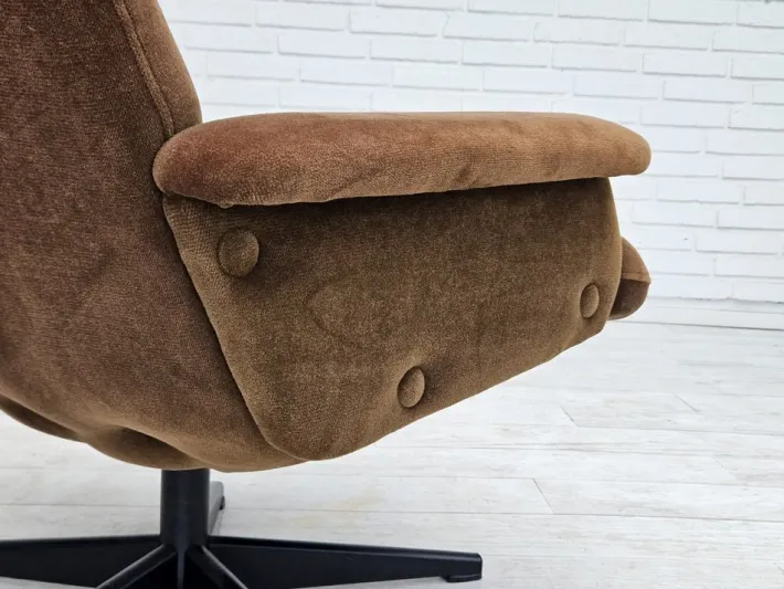 Pamono Vintage Scandinavian Swivel Chair in Velour, 1960s Best