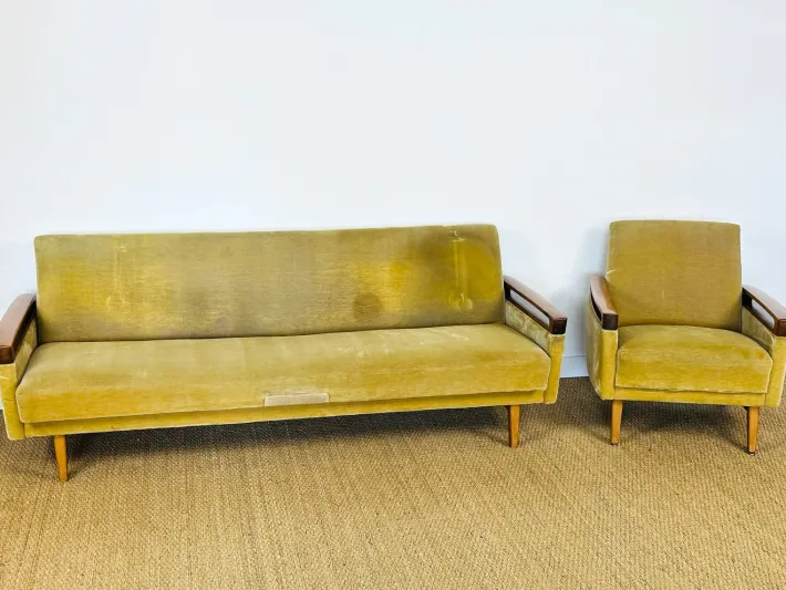 Pamono Vintage Scandinavian Teak and Velvet Convertible Sofa and Armchair, 1960s, Set of 2 Hot