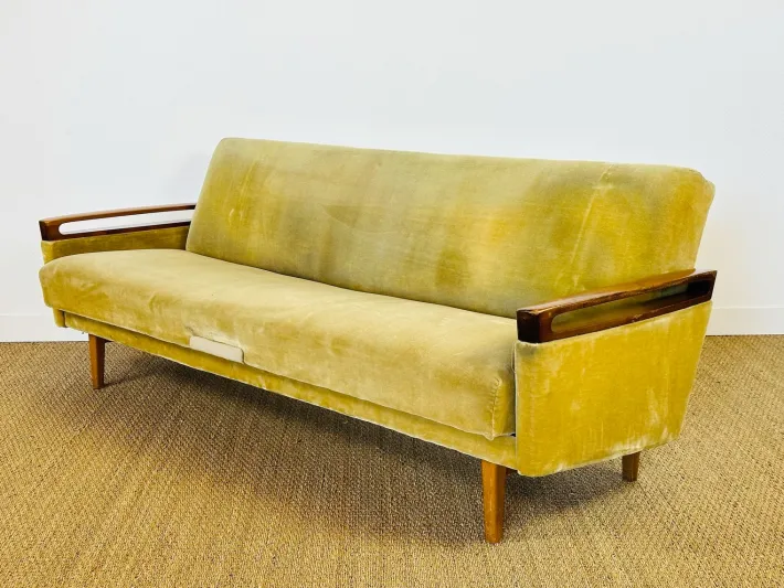 Pamono Vintage Scandinavian Teak and Velvet Convertible Sofa and Armchair, 1960s, Set of 2 Hot