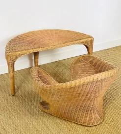 Pamono Vintage Sculptural Lotus Meditation Chair and Half-Moon Table in Rattan, 1970s, Set of 2 Outlet
