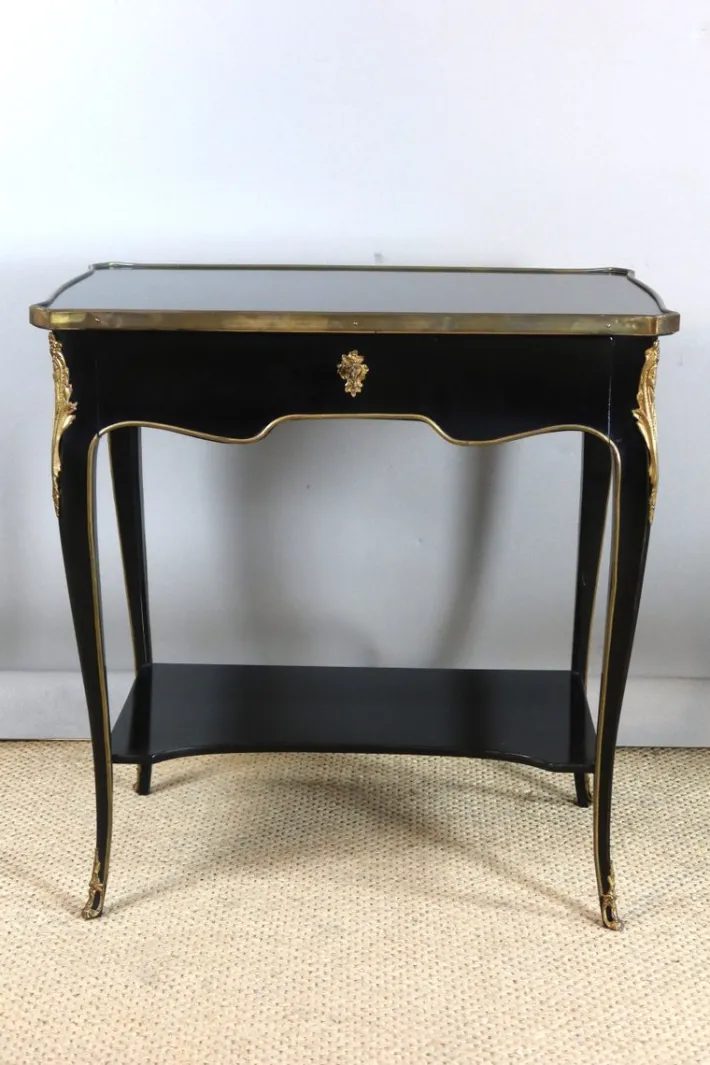 Pamono Vintage Side Table, 1940s Online