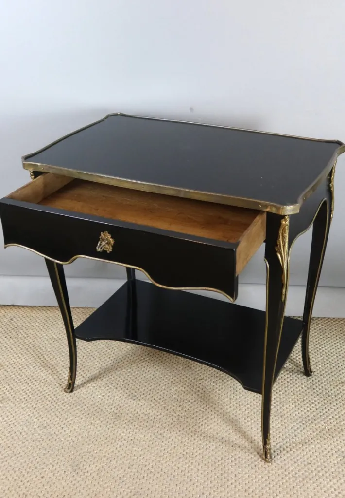 Pamono Vintage Side Table, 1940s Online