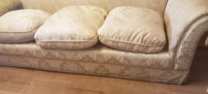 Pamono Vintage Sofa and Armchairs with Down and Damask Fabric, 1970s, Set of 3 Hot