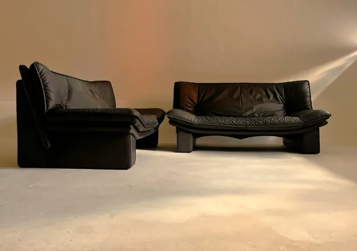 Pamono Vintage Sofas by Nicoletti Salotti, 1990s, Set of 2 Hot