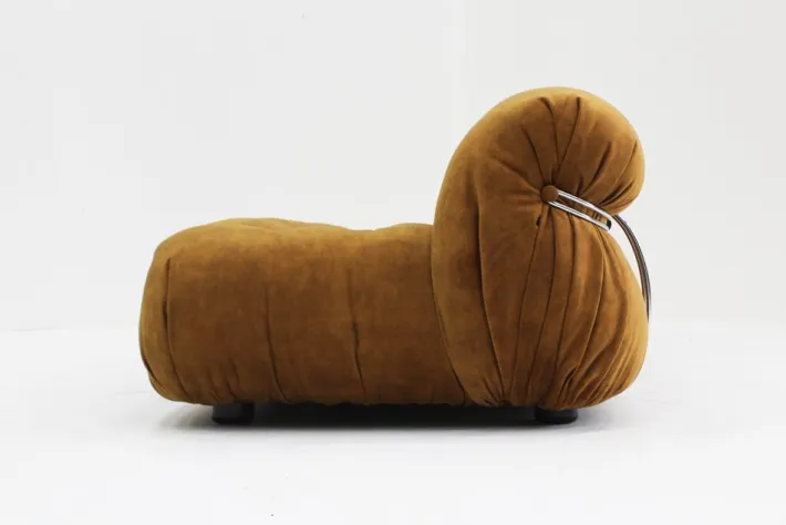 Pamono Vintage Soriana Sofa by Afra and Tobia Scarpa for Cassina, 1970s Outlet