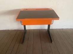 Pamono Vintage Space Age Desk in Orange by Luigi Colani for Flötotto, Set of 2 Best