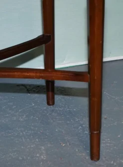 Pamono Vintage Strongbow Game Writing Desk with Pull Out Tray with Leather Inlay Outlet