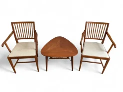 Pamono Vintage Swedish Chairs and Triangular Coffee Table by Carl Malmsten for Bodafors, 1950s, Set of 3 Outlet
