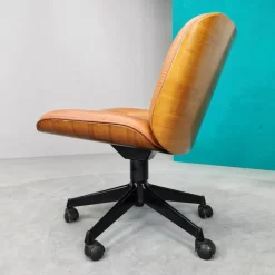 Pamono Vintage Swivel Chair with Wheels in Leather and Teak from Mim Roma, 1970s New