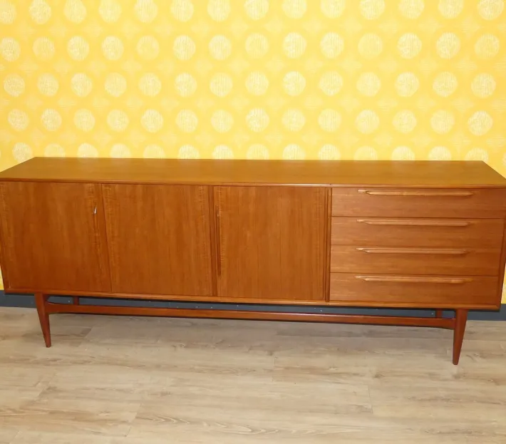 Pamono Vintage Teak Sideboard by Heinrich Riestenpatt for RT Möbel, 1960s Clearance