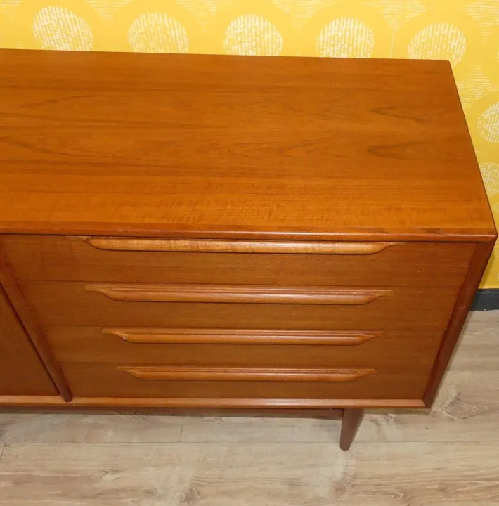Pamono Vintage Teak Sideboard by Heinrich Riestenpatt for RT Möbel, 1960s Clearance