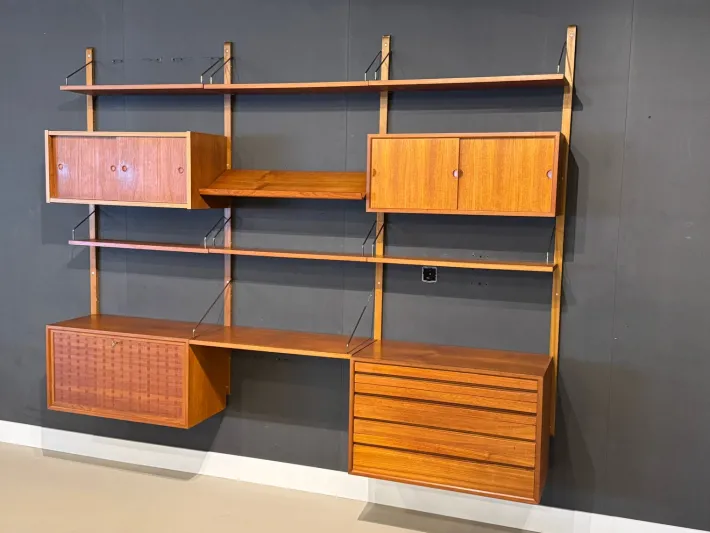 Pamono Vintage Wall System in Teak attributed to Poul Cadovius for Cado Clearance