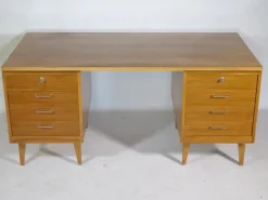 Pamono Vintage Walnut Desk, 1960s Outlet