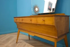 Pamono Vintage Walnut Dressing Table by Alfred Cox for Heals, 1960s Clearance