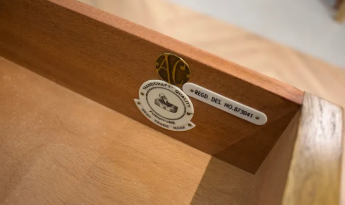 Pamono Vintage Walnut Dressing Table by Alfred Cox for Heals, 1960s Clearance