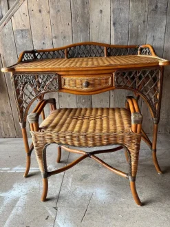 Pamono Vintage Wicker Dressing Table with Matching Stool, Set of 2 Outlet