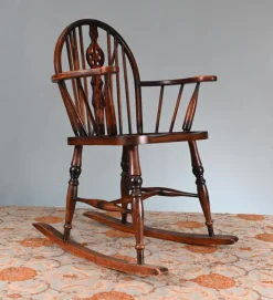 Pamono Vintage Windsor Rocking Chair, 1930 New