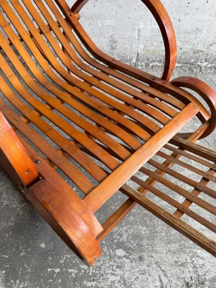 Pamono Vintage Wooden Rocking Chaise Longue with Circular Frame Sale