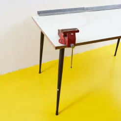 Pamono Vintage Worktable with Red Vice and Formica Top Outlet