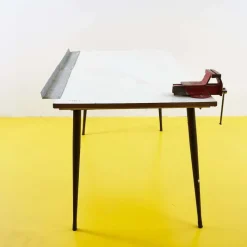 Pamono Vintage Worktable with Red Vice and Formica Top Outlet