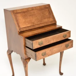 Pamono Vintage Writing Desk in Burr Walnut, 1920s Online