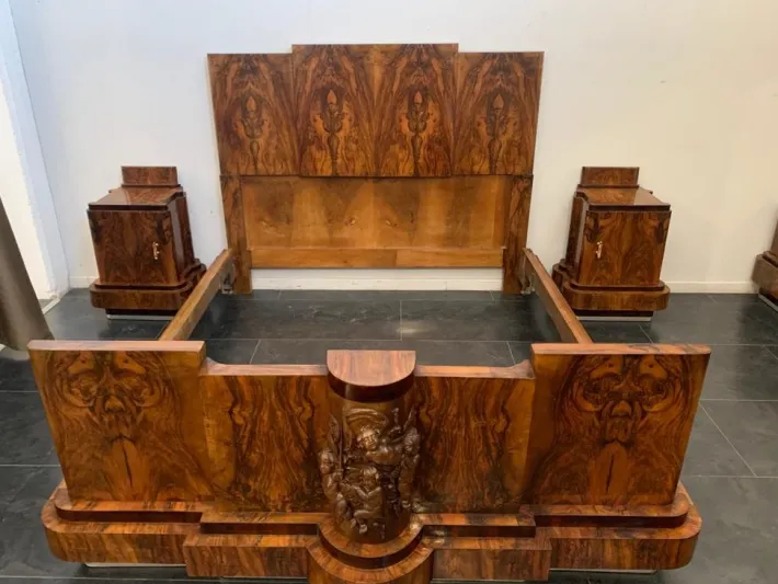 Pamono Walnut Bed and Nightstands with Cherub Carvings by Ducrot, 1920s, Set of 3