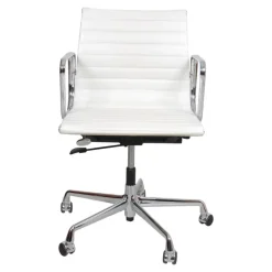 Pamono White Leather Ea-117 Office Chair by Charles Eames for Vitra, 2000s Sale