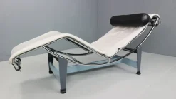 Pamono White Leather LC4 Chaise Longue by Le Corbusier for Cassina, 1960s Online