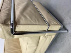 Pamono White Leather LC2 Club Chairs attributed to Le Corbusier for Cassina, 1970s, Set of 2 Sale