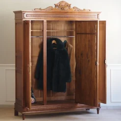 Pamono Wilhelminian 3-Door Wardrobe in Oak with Mirror, 1890s Sale