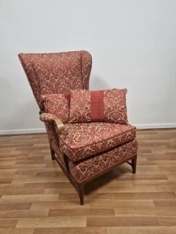 Pamono Winged Tub Chair by Paolo Buffa, 1950s Hot