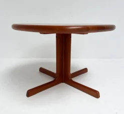 Pamono Wood Side Table attributed to Durlynd, 1960s Outlet